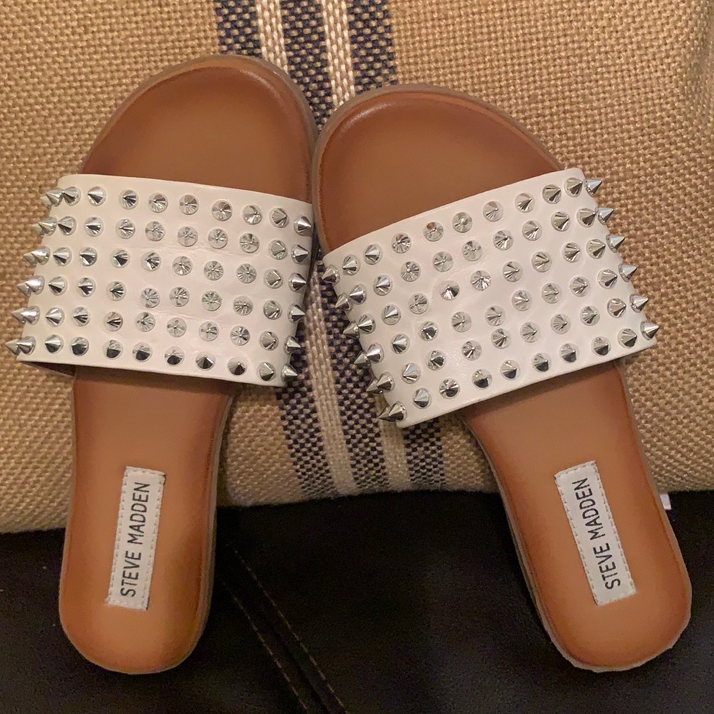 Steve Madden Farryn White Sandals